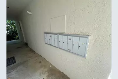 2622  Johnson St, Hollywood, FL 33020 - Photo 3