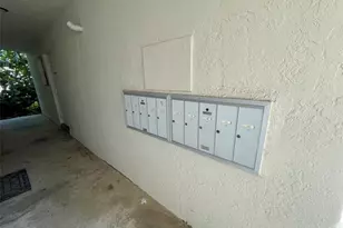 2622 Johnson St, Hollywood, FL 33020 - Photo 3