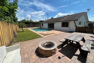 230 SW 1st St, Pompano Beach, FL 33060 - Photo 19