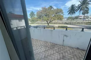 230 SW 1st St, Pompano Beach, FL 33060 - Photo 13