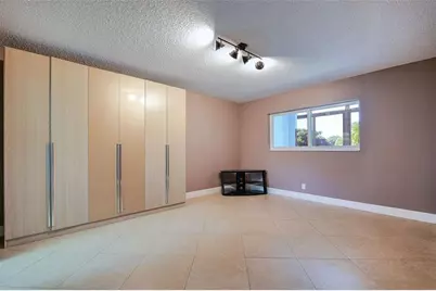 3431 NW 50th Ave, Unit #206, Lauderdale Lakes, FL 33319 - Photo 17