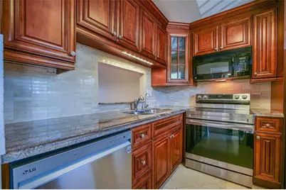 3431 NW 50th Ave, Unit #206, Lauderdale Lakes, FL 33319 - Photo 9