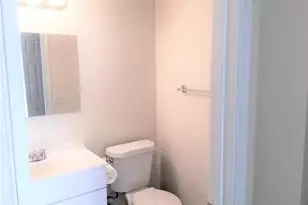 551 SW 135th Ave, Pembroke Pines, FL 33027 - Photo 19