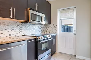 101 SW 2nd Ave, Boca Raton, FL 33432 - Photo 17