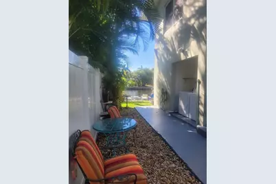 2414 NE 25th Place, Unit #8, Fort Lauderdale, FL 33305 - Photo 11