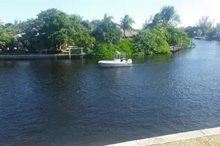 2414 NE 25th Pl, Fort Lauderdale, FL 33305 - Photo 9