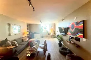 999 SW 1st Ave, Miami, FL 33130 - Photo 3