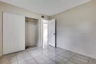 1745 NW 29th Ln, Fort Lauderdale, FL 33311 - Photo 9