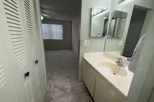 10304 Sunrise Lakes Blvd, Sunrise, FL 33322 - Photo 13