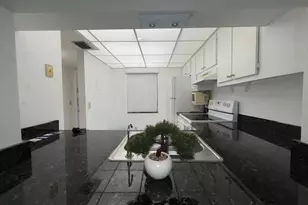 10304 Sunrise Lakes Blvd, Sunrise, FL 33322 - Photo 5