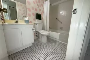 10304 Sunrise Lakes Blvd, Sunrise, FL 33322 - Photo 15