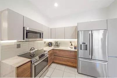 16778 NW 8th Street, Pembroke Pines, FL 33028 - Photo 3