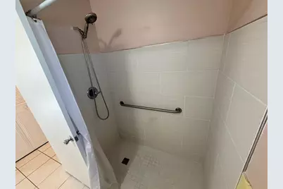 6805 NW 75th Dr, Fort Lauderdale, FL 33321 - Photo 21