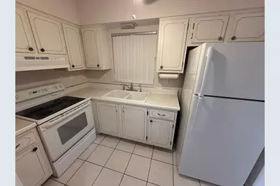 6805 NW 75th Dr, Fort Lauderdale, FL 33321 - Photo 11