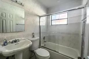 4940 NW 92nd Ave, Sunrise, FL 33351 - Photo 19