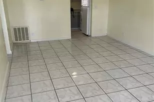 380 SW 27th Terrace, Fort Lauderdale, FL 33312 - Photo 5