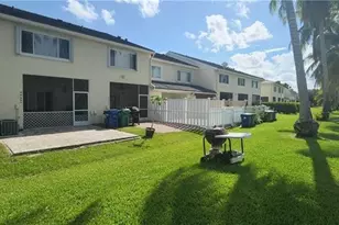 9905 NW 57th Manor, Coral Springs, FL 33076 - Photo 23