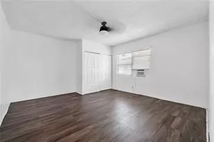 279 SW 1st St, Deerfield Beach, FL 33441 - Photo 7