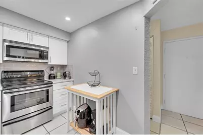 3909 N Ocean Blvd, Unit #108, Fort Lauderdale, FL 33308 - Photo 9