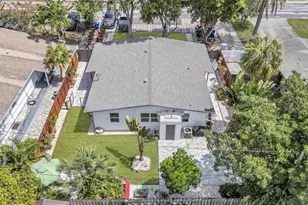 2412 NE 4th St, Pompano Beach, FL 33062 - Photo 5