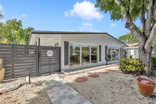 2412 NE 4th St, Pompano Beach, FL 33062 - Photo 7