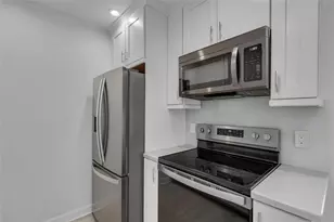 170 Cypress Club Dr, Pompano Beach, FL 33060 - Photo 11