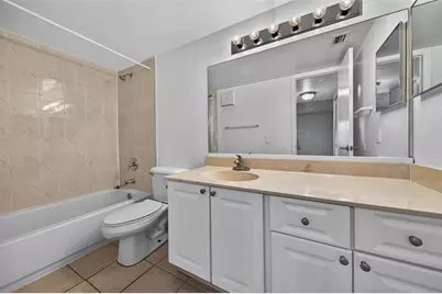 711 N Pine Island Rd, Plantation, FL 33324 - Photo 7