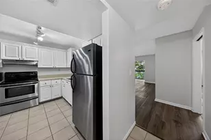 711 N Pine Island Rd, Plantation, FL 33324 - Photo 15