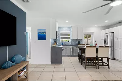 2601 NE 9th Ter, Wilton Manors, FL 33334 - Photo 7