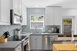 2601 NE 9th Terrace, Wilton Manors, FL 33334 - Photo 3