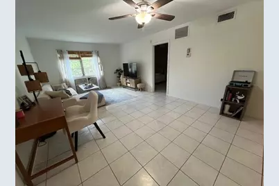 1950 N Andrews Avenue #210D, Fort Lauderdale, FL 33311 - Photo 3