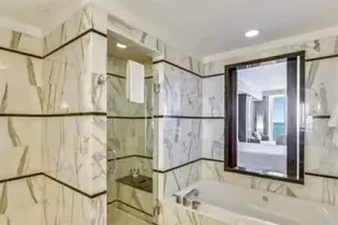 4391 Collins Ave, Miami Beach, FL 33140 - Photo 9