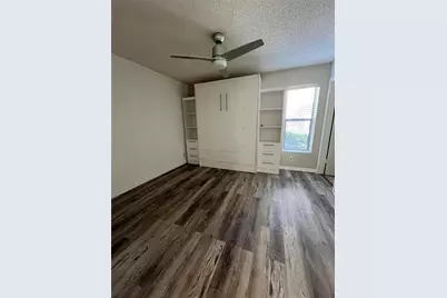 616 Executive Center Drive, West Palm Beach, FL 33401 - Photo 5