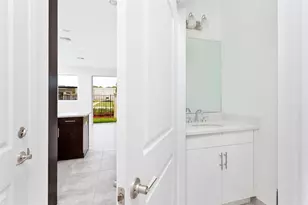 6937 Pines Cir, Coconut Creek, FL 33073 - Photo 15