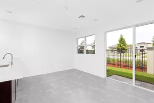 6937 Pines Cir, Coconut Creek, FL 33073 - Photo 11