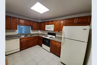 8720 Shadow Wood Boulevard #206, Coral Springs, FL 33071 - Photo 5