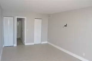 13499 Biscayne Blvd, North Miami, FL 33181 - Photo 5