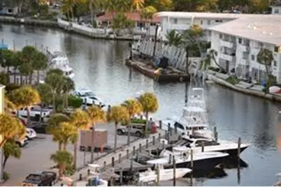 13499  Biscayne Blvd, Unit #1106, North Miami, FL 33181 - Photo 9