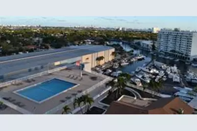 13499  Biscayne Blvd, Unit #1106, North Miami, FL 33181 - Photo 11