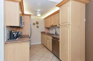 1022 Newport H, Deerfield Beach, FL 33442 - Photo 5