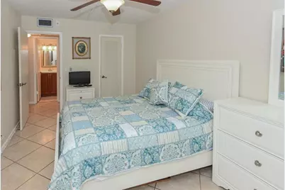 1022  Newport H, Unit #1022, Deerfield Beach, FL 33442 - Photo 15