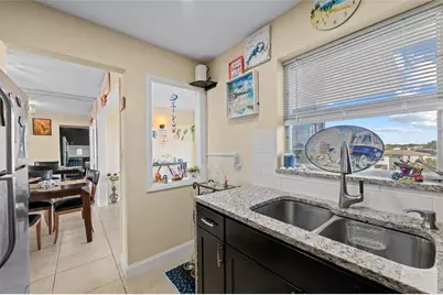 941  Crystal Lake Dr, Unit #403, Deerfield Beach, FL 33064 - Photo 11