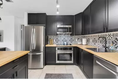 6621 Via Regina #6621, Boca Raton, FL 33433 - Photo 5