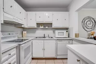 253 S Cypress Rd, Pompano Beach, FL 33060 - Photo 5