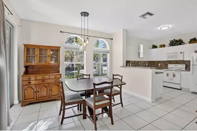 100  Jacaranda Country Club Dr, Unit #101, Plantation, FL 33324 - Photo 7