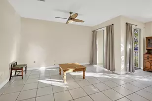 100 Jacaranda Country Club Dr, Plantation, FL 33324 - Photo 5