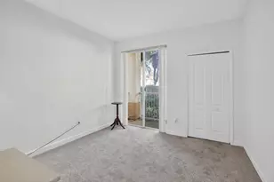 100 Jacaranda Country Club Dr, Plantation, FL 33324 - Photo 21