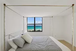 6450 Collins Ave, Miami Beach, FL 33141 - Photo 25