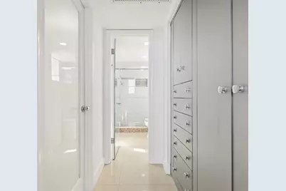 6450 Collins Avenue #901, Miami Beach, FL 33141 - Photo 19