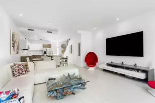 2477 NE 135th St, North Miami, FL 33181 - Photo 29